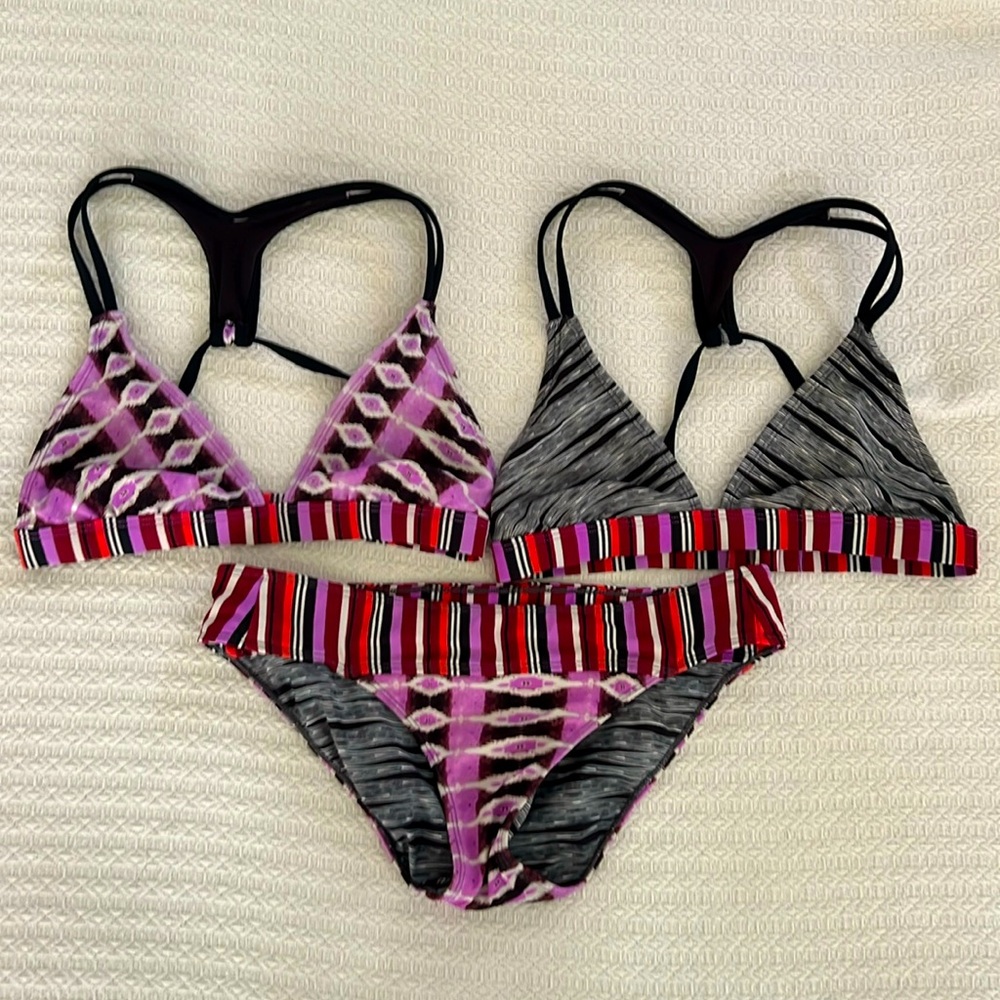 Athleta Ariel Tiki Reversible Bikini Bundle XS Triangle Tops Small Bikini Bottom